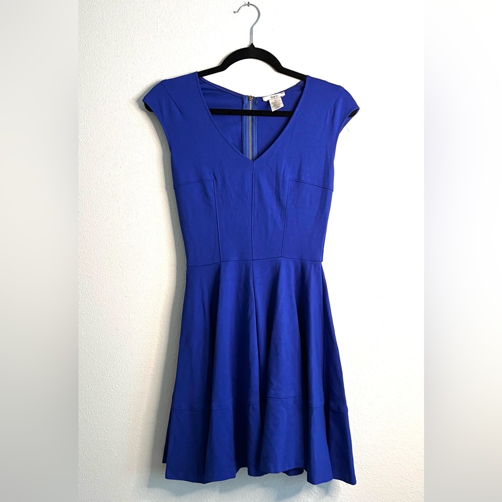 #22- Bar III Macy’s royal blue dress small